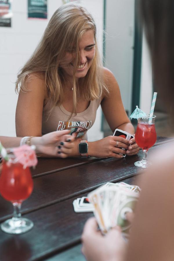 Budds In Surfers Backpackers Χρυσή Ακτή Εξωτερικό φωτογραφία